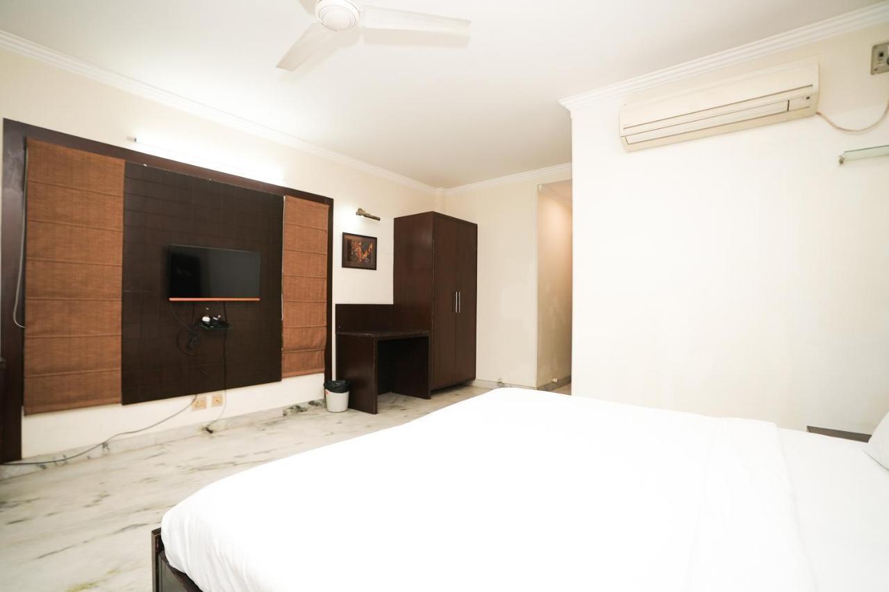 Stay Well Hotels & Homes Gurgaon Bagian luar foto