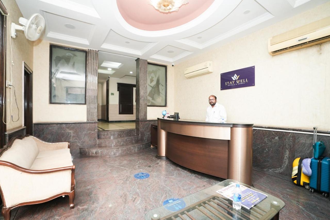 Stay Well Hotels & Homes Gurgaon Bagian luar foto